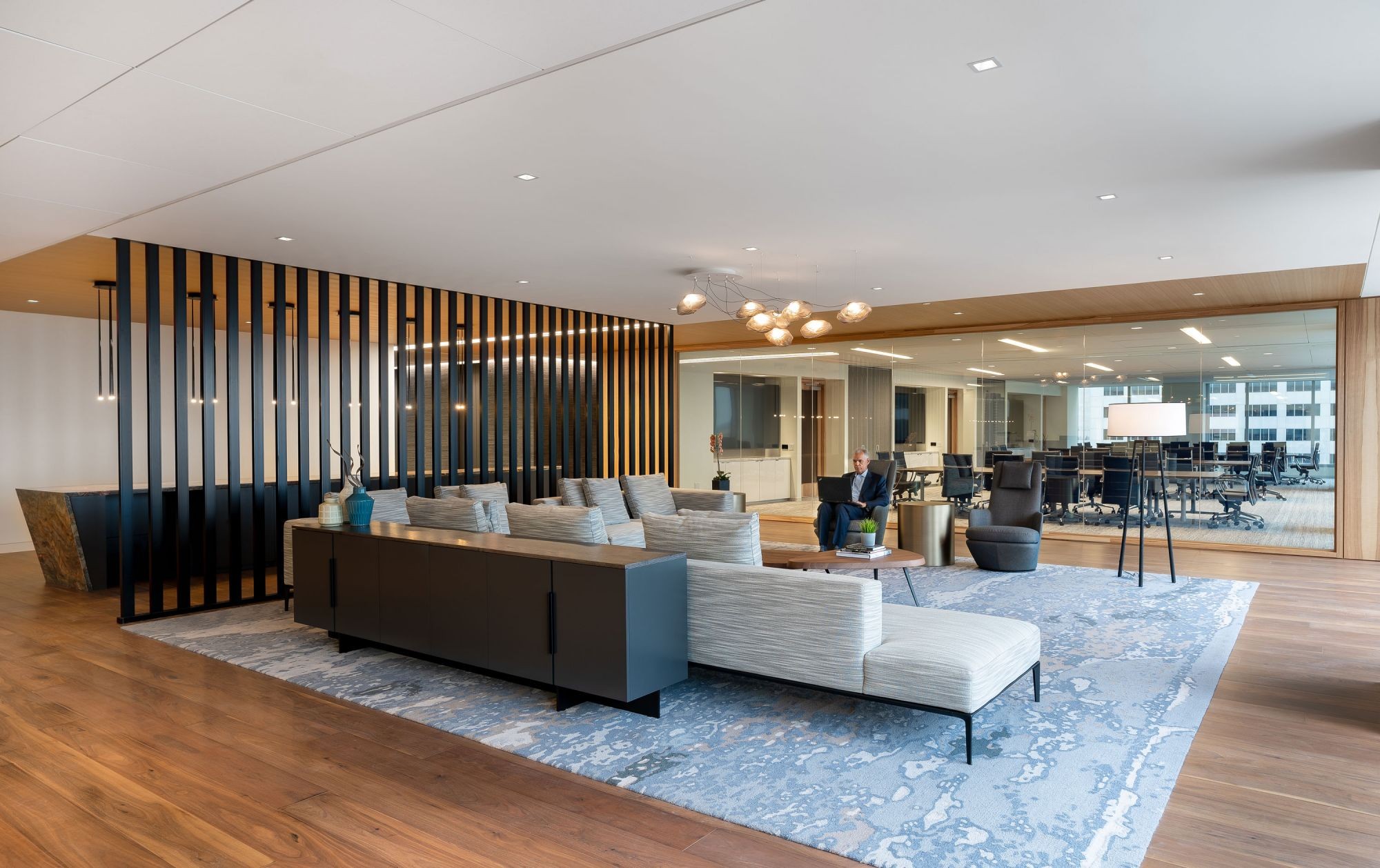 1000MainAmenity_02_med